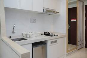 Comfortable And Simply Studio At Sky House Bsd Apartment