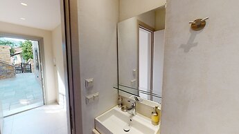 Kallia Suites