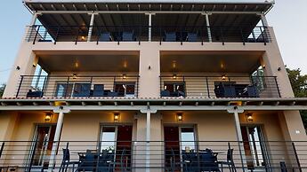 Kallia Suites
