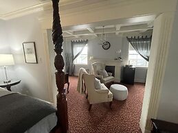 Maryhill Inn