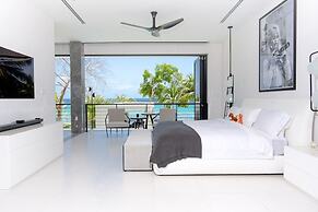 Onyx by Blue Sky Luxury
