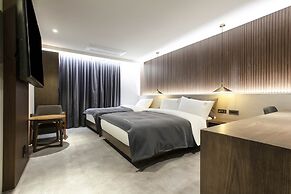 Anseong City Hotel