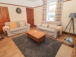 Coras House