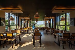 Tea Terrain Resorts & Spa