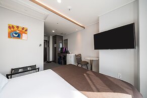 Griffin Bay Hotel