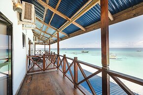 Zenobia Beach Resort