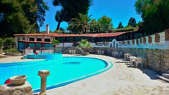 Kassandra Bay