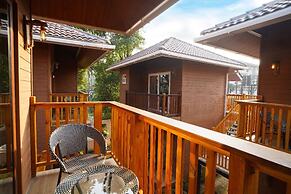 TreeHouse MARS Beach Cottages