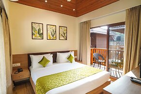 TreeHouse MARS Beach Cottages