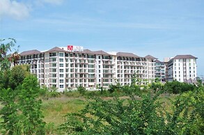 Ad Condominium Bang Saray F2 R205