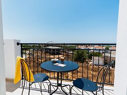 Sanders White Mountains - Smart Villa With Pool