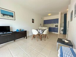 Renovated Apartment With sea View Terrace