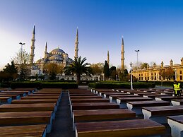 RENOVA OLD CiTY