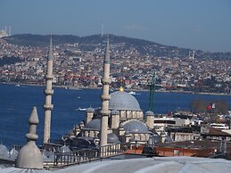 RENOVA OLD CiTY