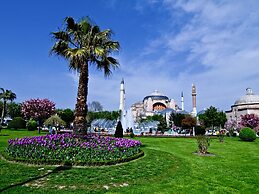 RENOVA OLD CiTY