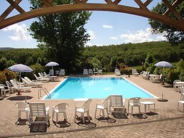 Superior Ground Floor Apartment With Pool View