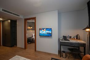 KA Hotel & Suites