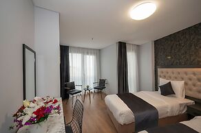 KA Hotel & Suites