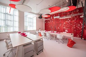 Brucklyn Suites