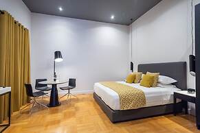 33 Solonos Suites