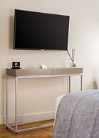 33 Solonos Suites