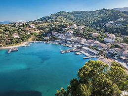 Agios Stefanos Bay - Villa Dimitris