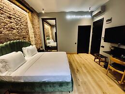 RUZ Hotels
