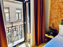 RUZ Hotels