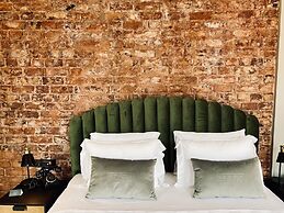 RUZ Hotels