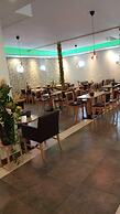 Hotel Maximo