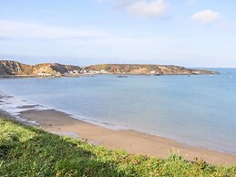 Bwthyn Cerrig Man