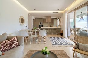 Stylish 3-bed Apt on La Cala Golf 15th Hole View