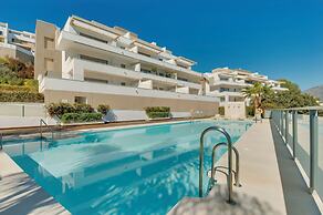 Stylish 3-bed Apt on La Cala Golf 15th Hole View