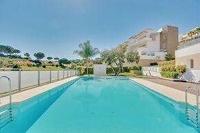 Stylish 3-bed Apt on La Cala Golf 15th Hole View
