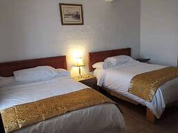 Dundurn Motel