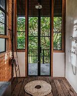 Bedulu Cliff Estate Ubud - Wood Side