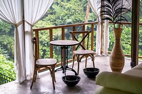 Exceptional 9BR Incredible Jungle View, River Access