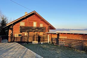 Stunning 4-bed Chalet in Bran With Superb Panorama