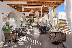 Cabana Blu Hotel & Suites