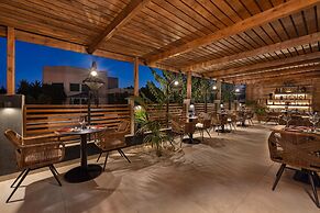 Cabana Blu Hotel & Suites