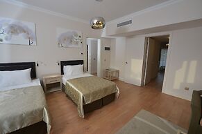 Jasmine Court Hotel