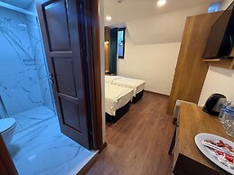 Pege Hotel
