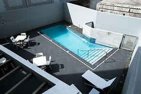 Royal Delonix Hotel