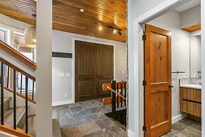 Chalet Monashee-brand New High End W/amazing Views