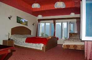 Calm Holiday Inn