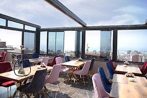 Grand Tower Hotel