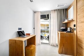 Emily's Luxury Suites