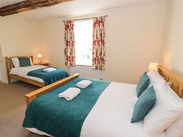 Lea Farm House