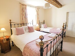 Lea Farm House