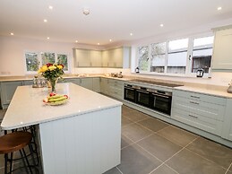 Lea Farm House